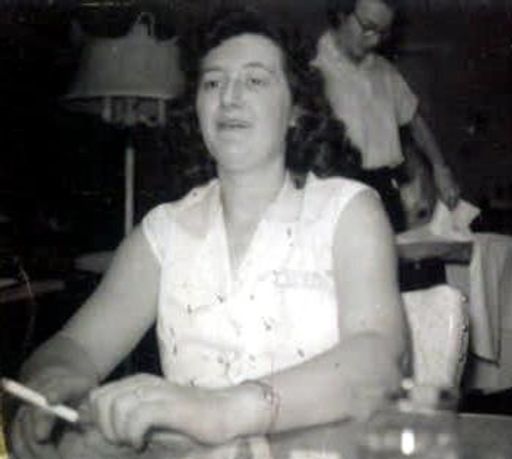 Ruth Alice Sizemore photo gallery thumbnail 6 of 50
