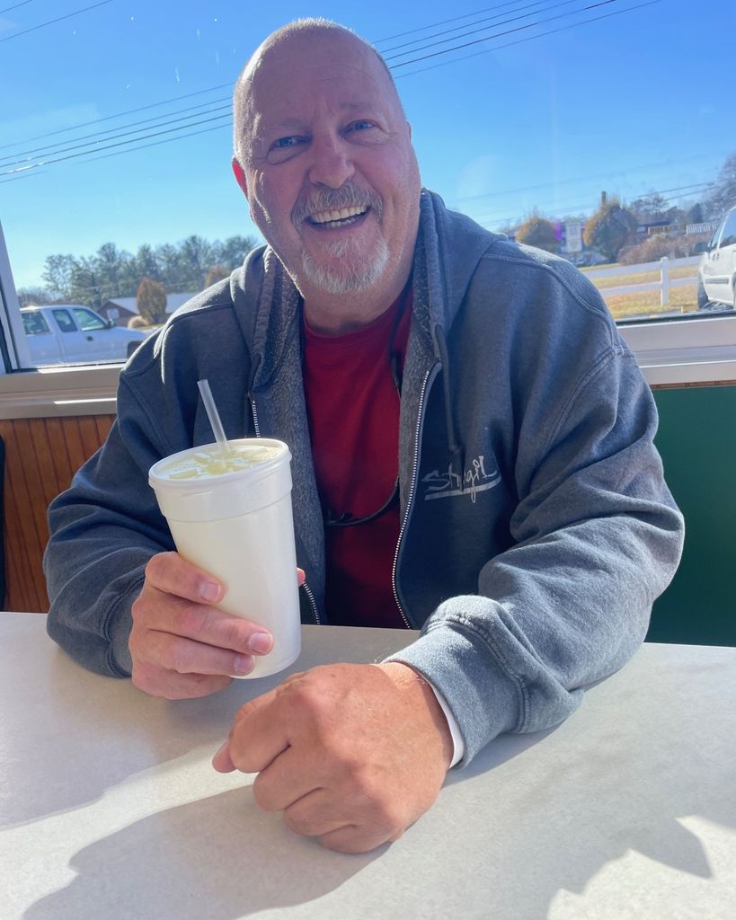 Scottie Glenn Mayes Profile Photo