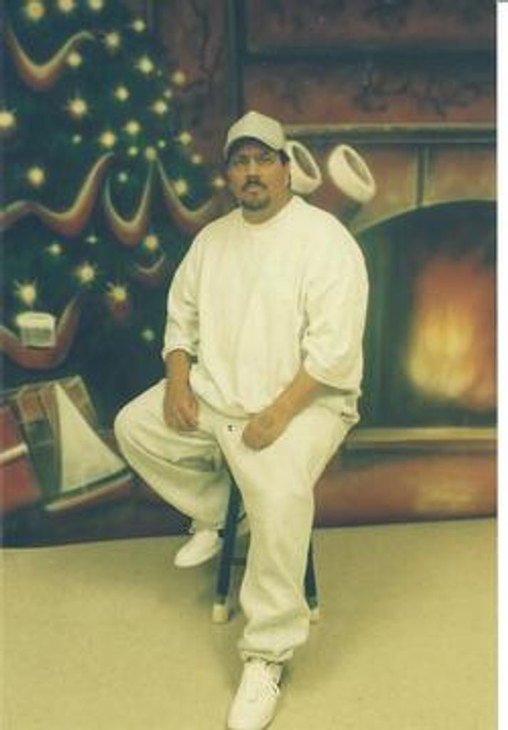 Fernando Espinoza Profile Photo