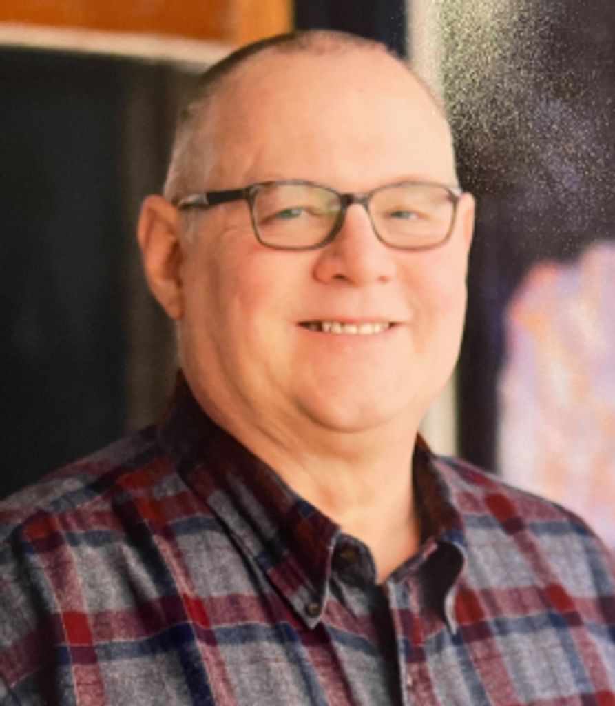 Robert Leon Leslie Profile Photo