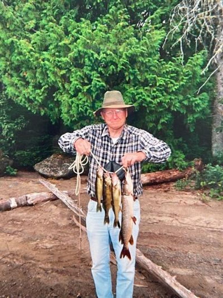 Roy Donald Hallgren Profile Photo