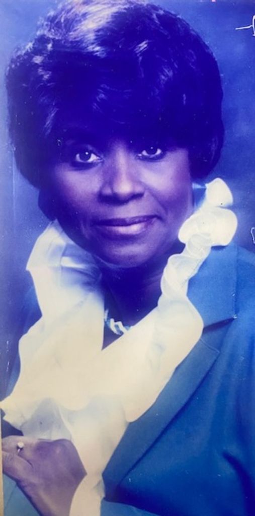 Mary Robinson Profile Photo