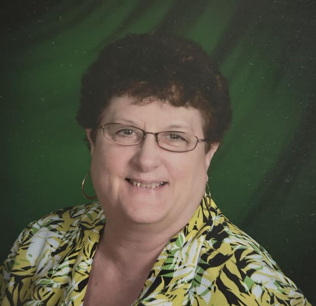 Carolyn Gray Profile Photo