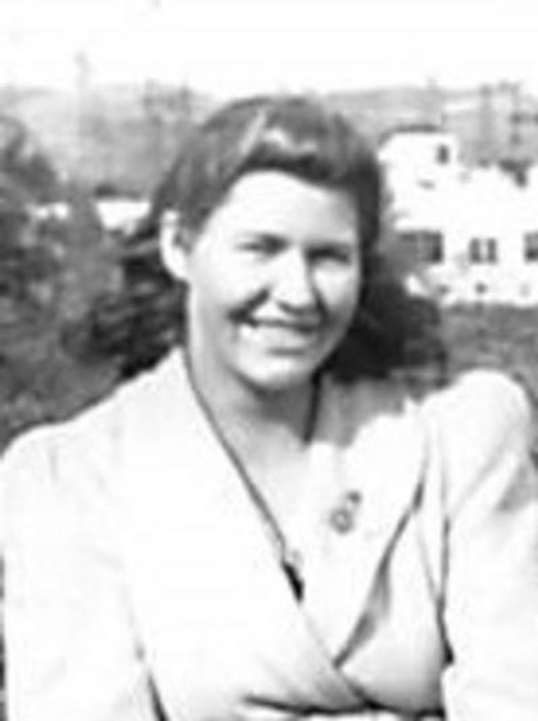 Nana Violet Beale Profile Photo
