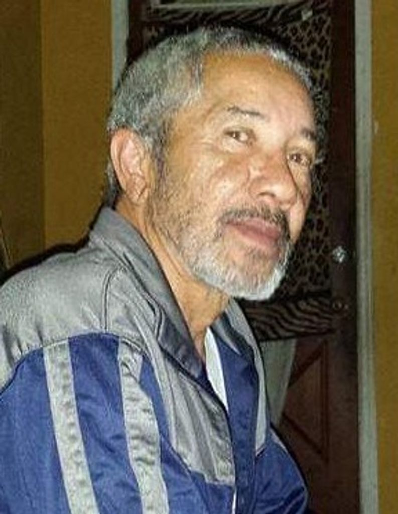 KENNETH MIDDLETON