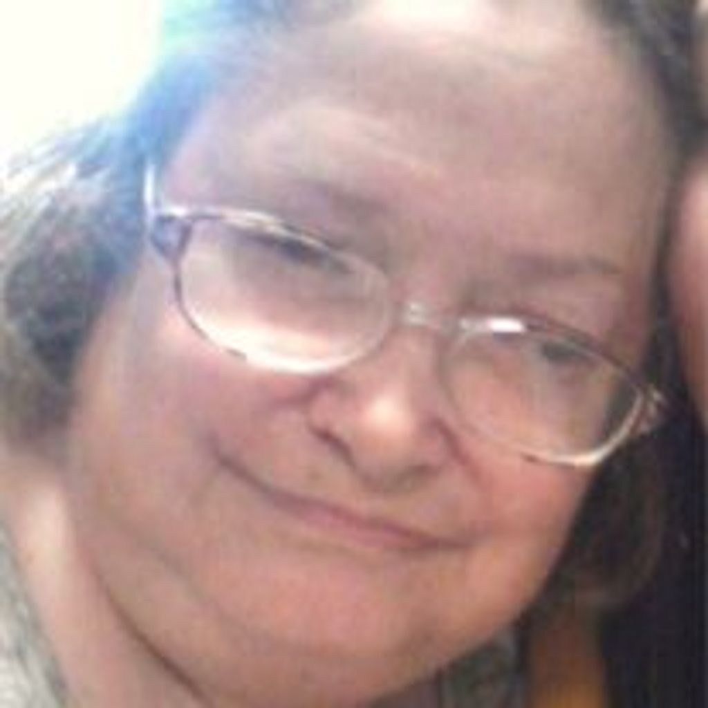 Tracey Young Profile Photo