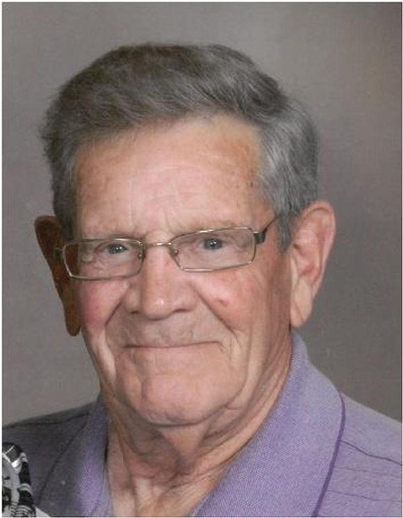 Robert Arnold Woodbeck Profile Photo