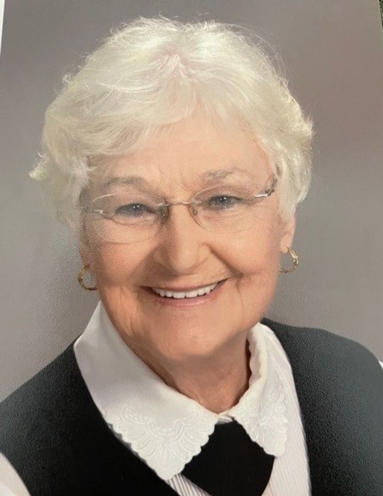 Geraldine (Kilburn)  Markham