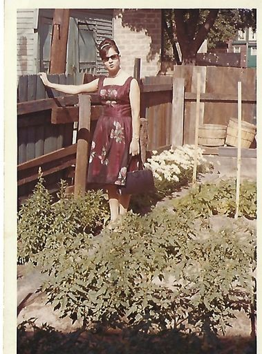 Delia Domenica De Bartolo photo gallery thumbnail 8 of 41