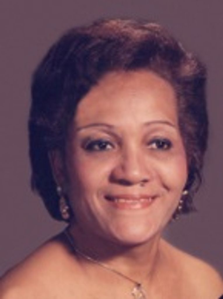 Dr. Luz Argentina Carbuccia