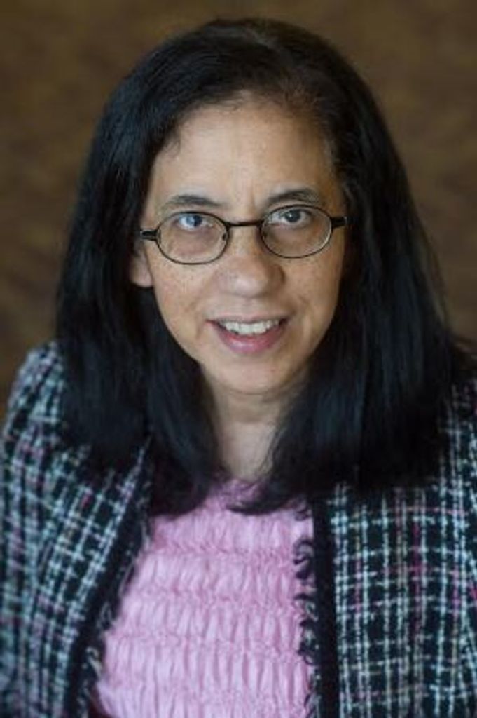 Dr. Carol Robles Profile Photo