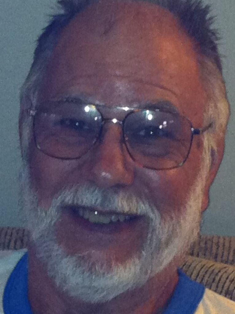 Barney L Revesz