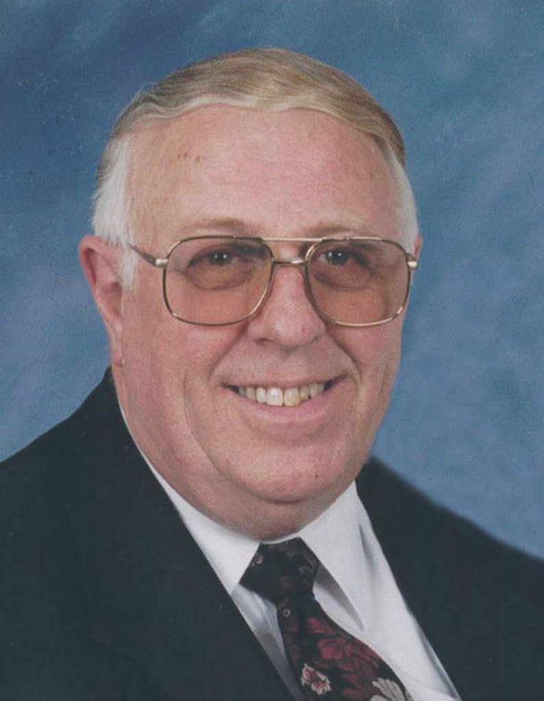 Everett Lovett