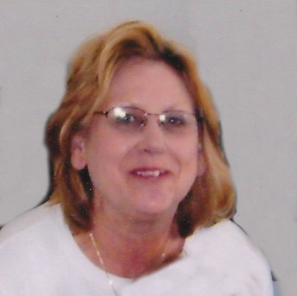 Gloria Pleau