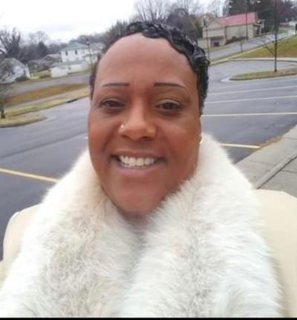 Crystal Lynn Jackson Profile Photo