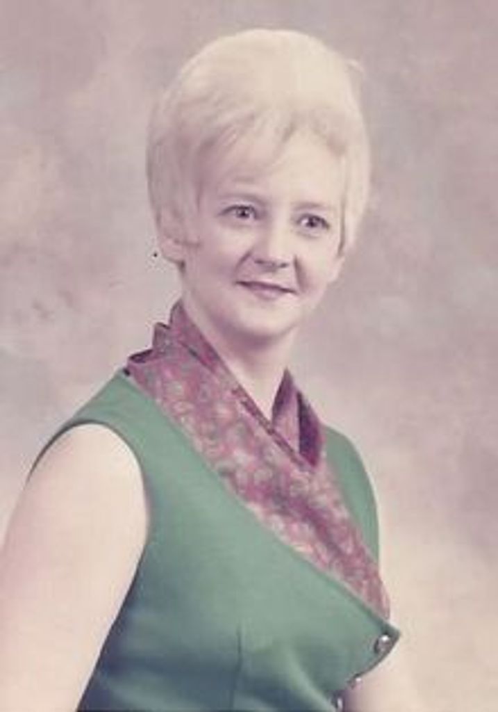 Doris  Ray Pierce