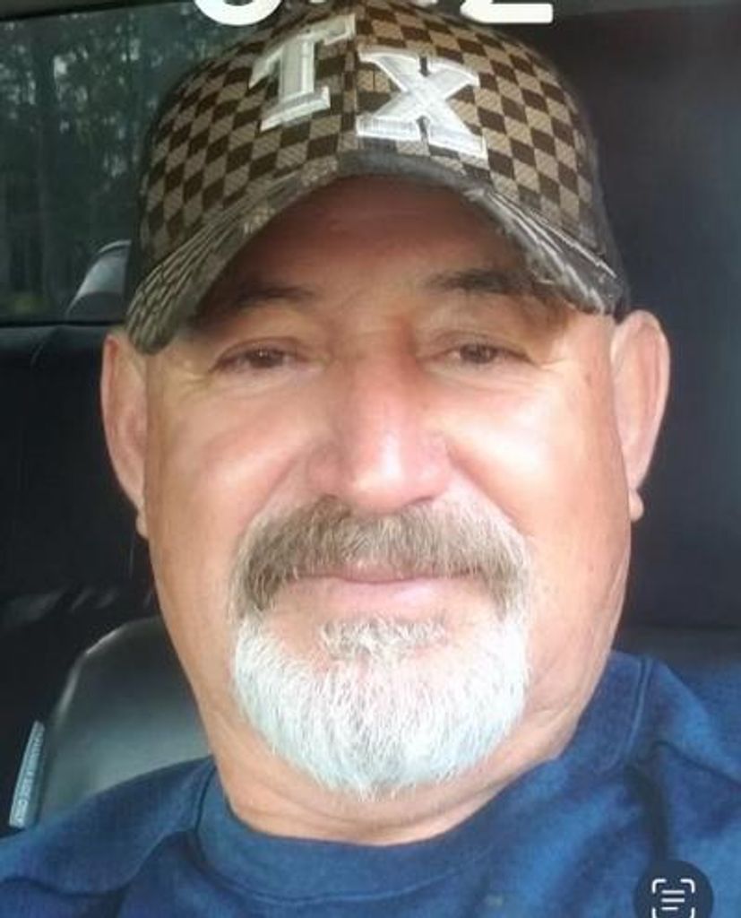 Salvador Mijares Robles Profile Photo