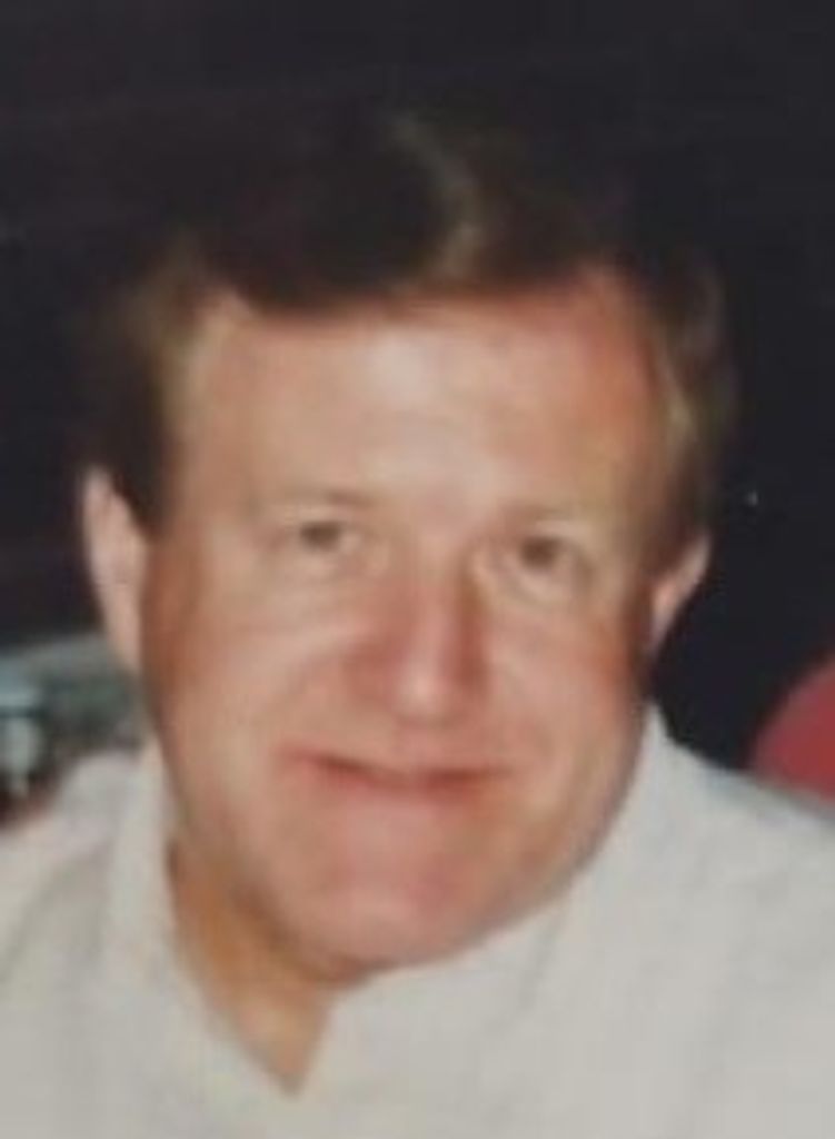 Robert Hawkins Profile Photo
