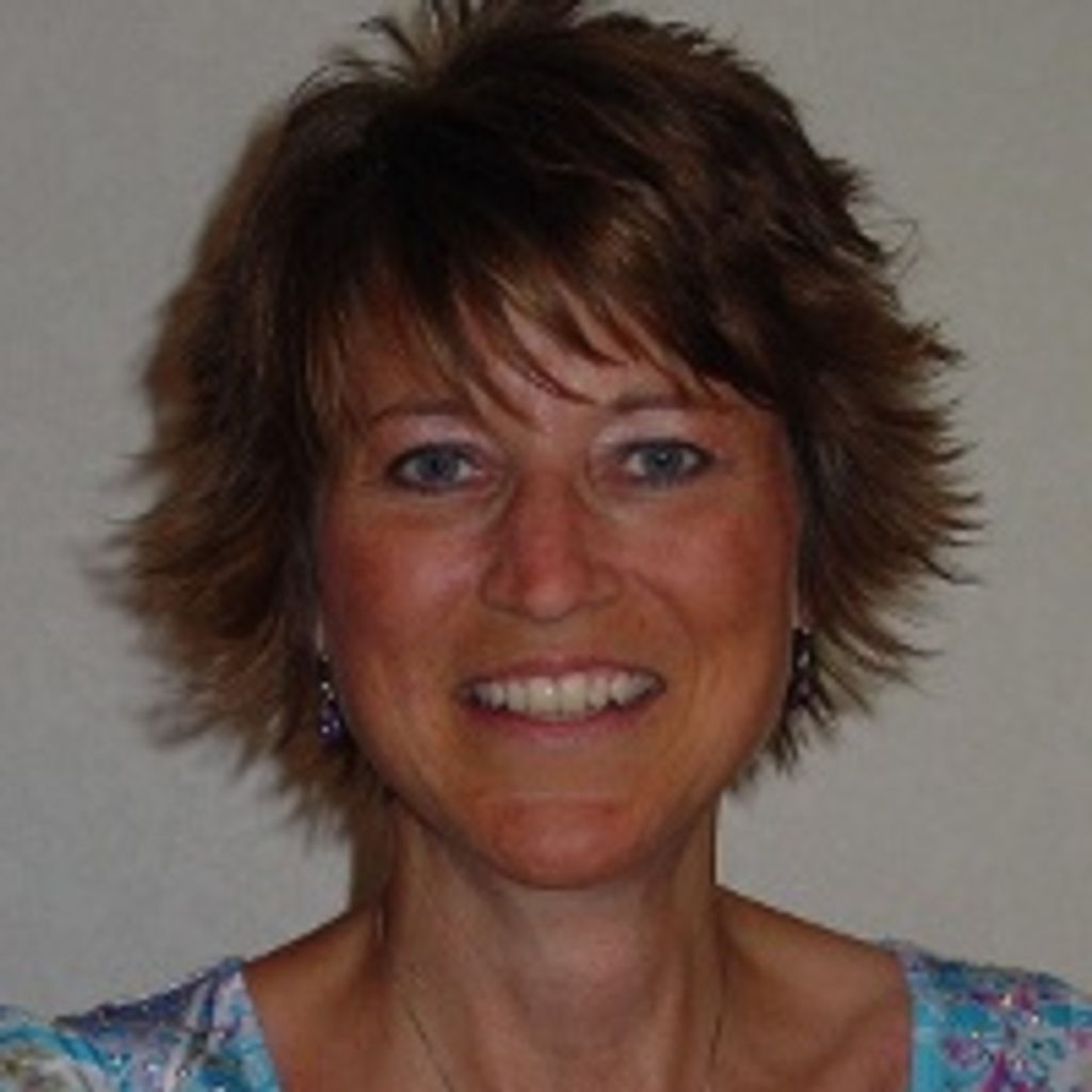 Julie Ann Henry Profile Photo