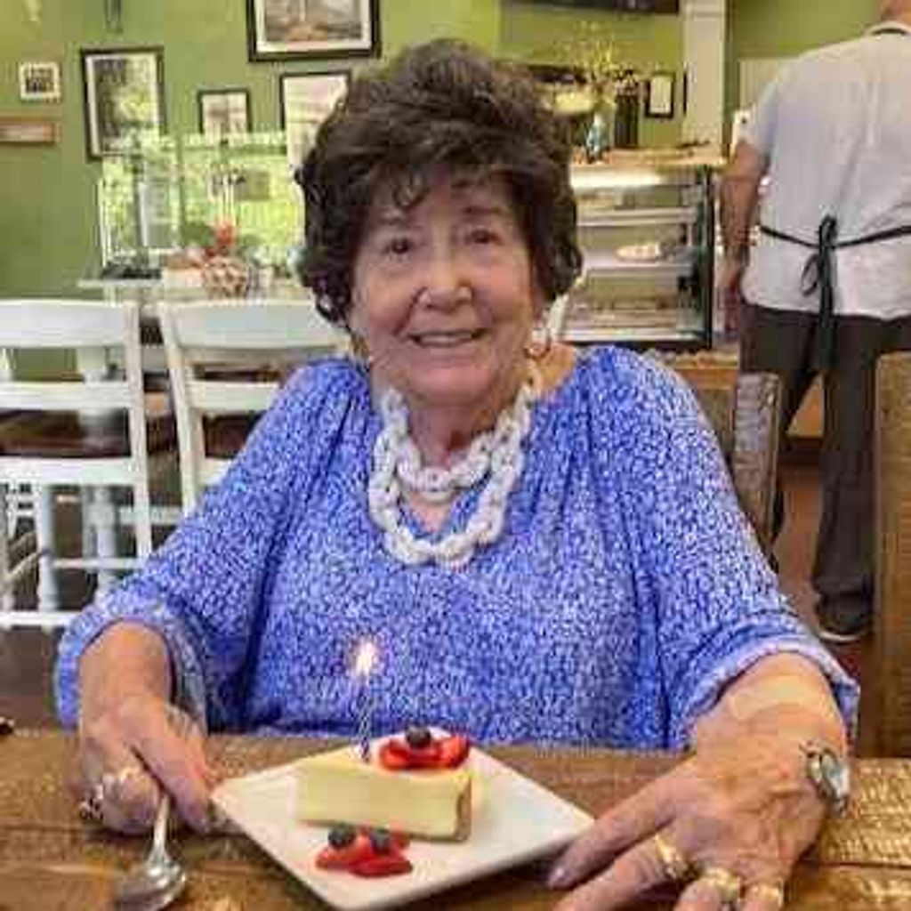 Leone Helen Johnson Profile Photo