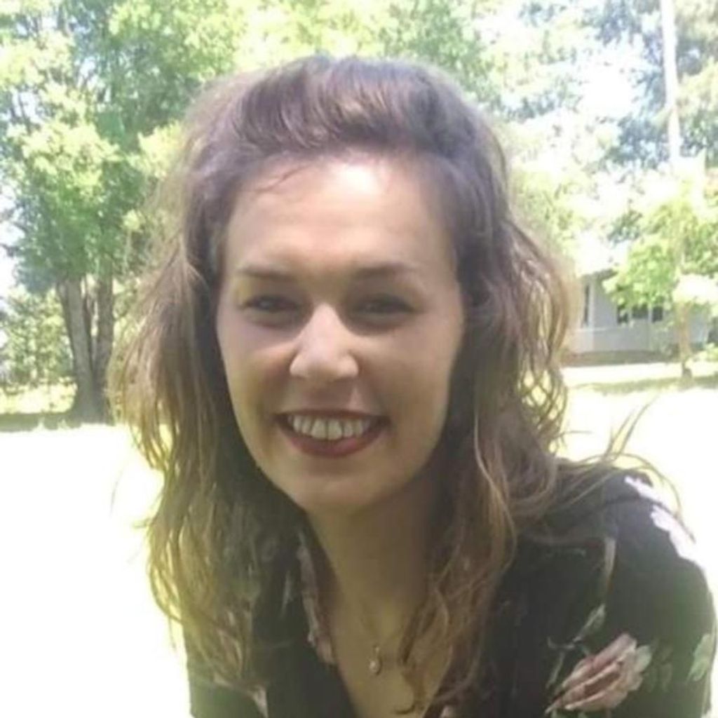 Tréci Jho Holt