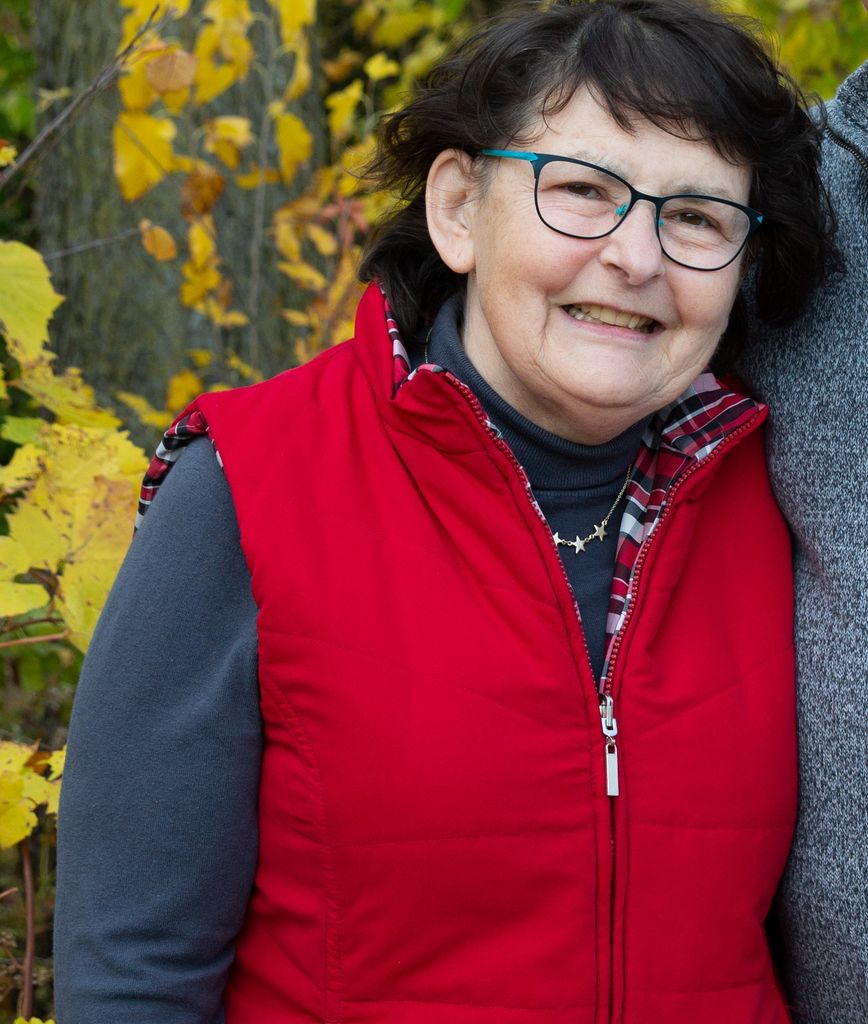 Donna Jean (Lux) Mickelson