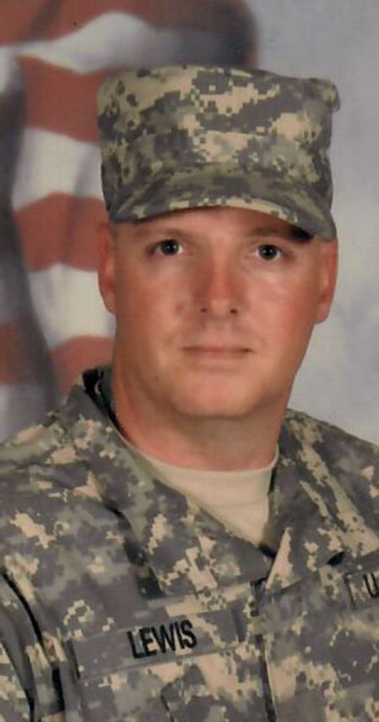 Russell Franklin Lewis Profile Photo