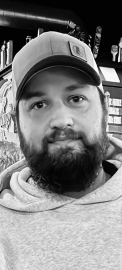 Zachary Vincent Kays Profile Photo