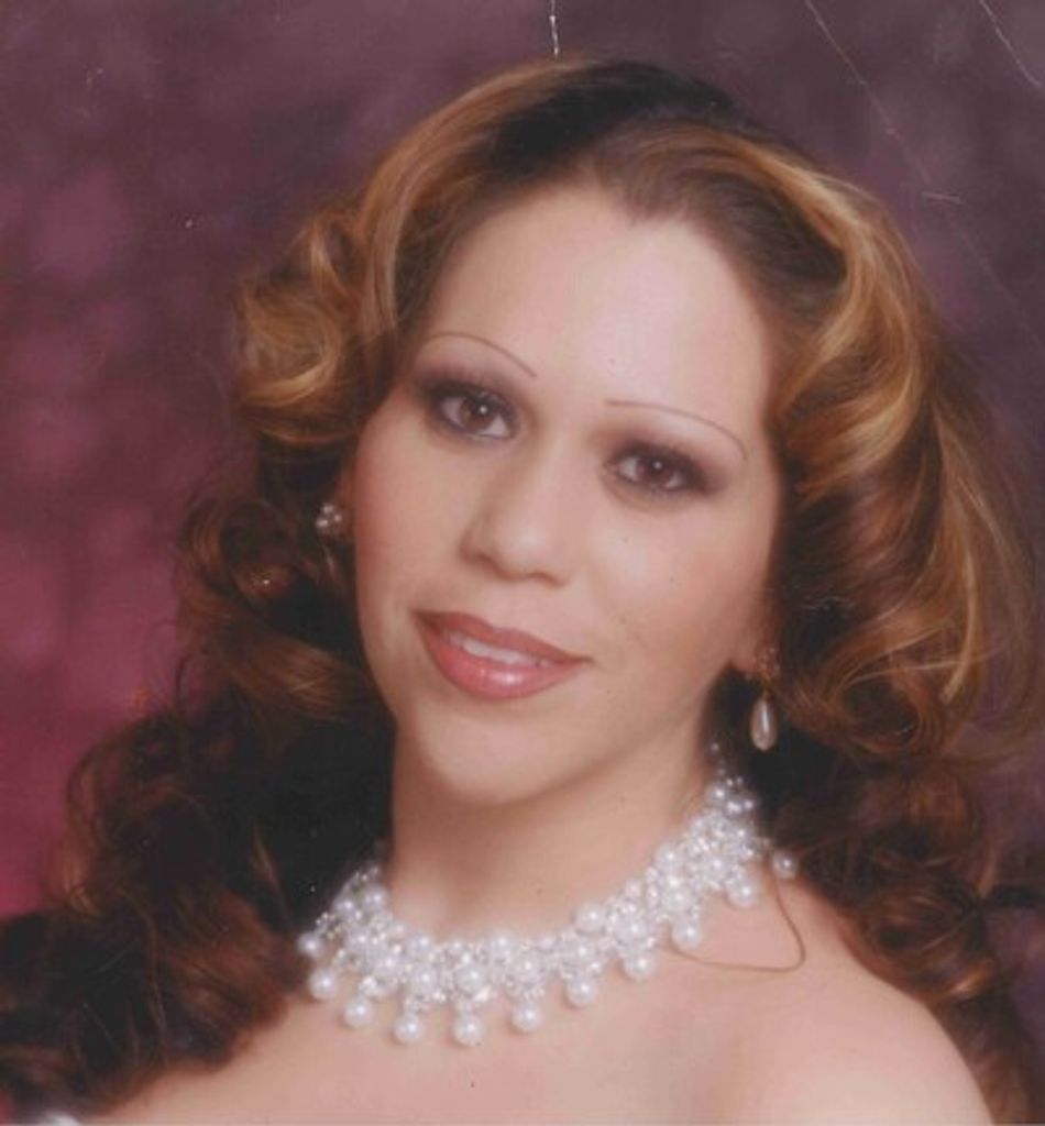 Alicia Theresa Mata Profile Photo