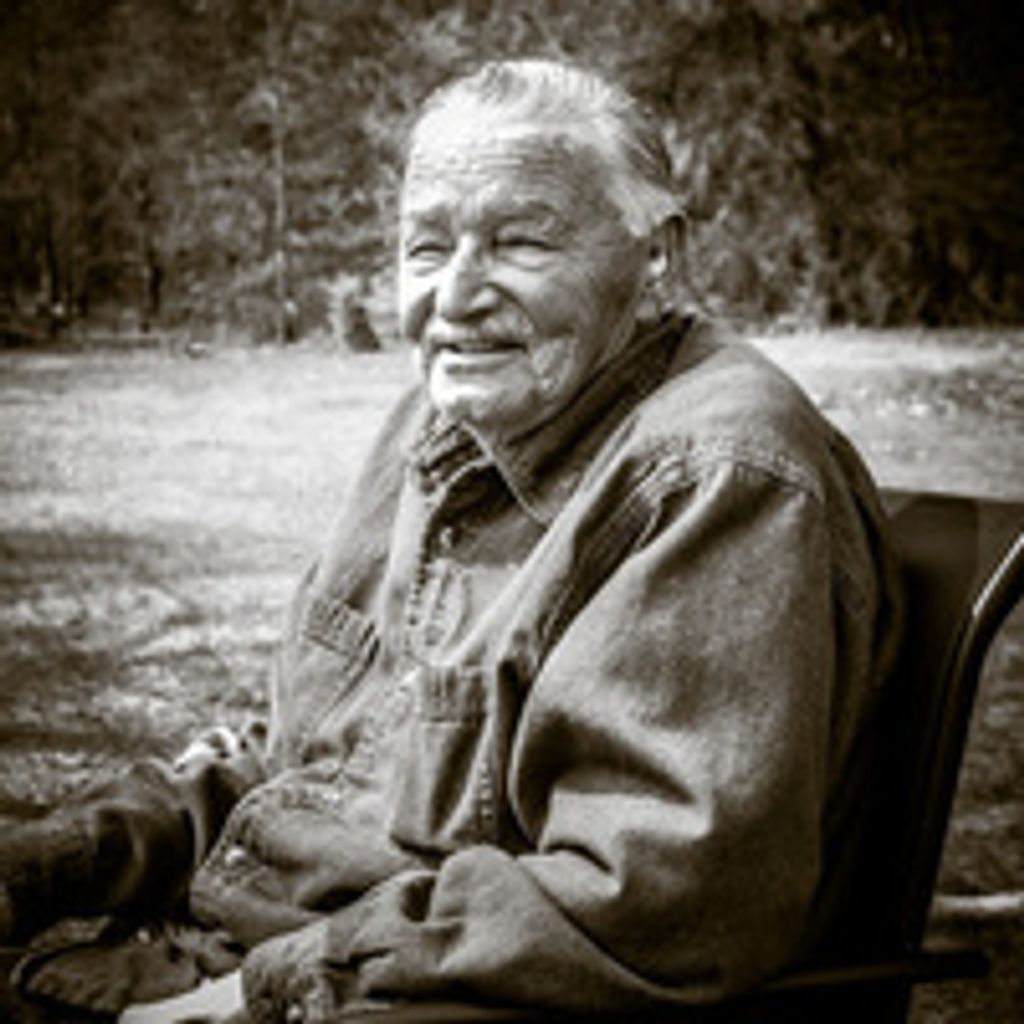 Richard  E. Crow  Sr.