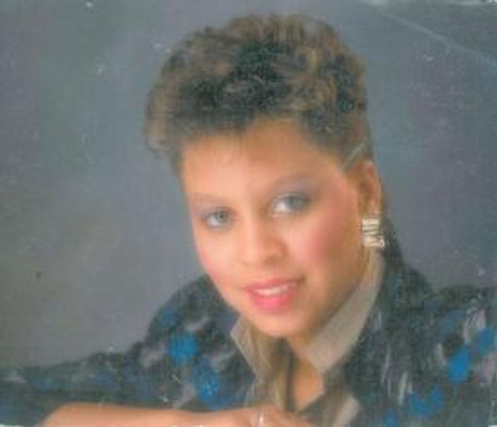 Vickie Lorraine Jones-Hollis Profile Photo