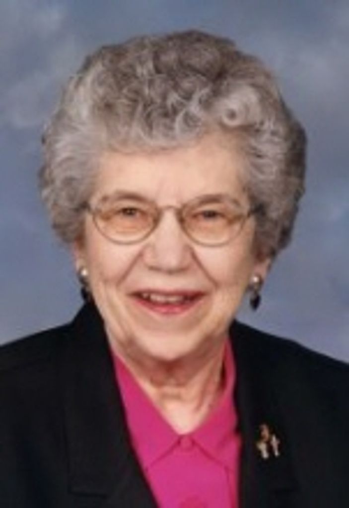 Maxine Cleveland Profile Photo