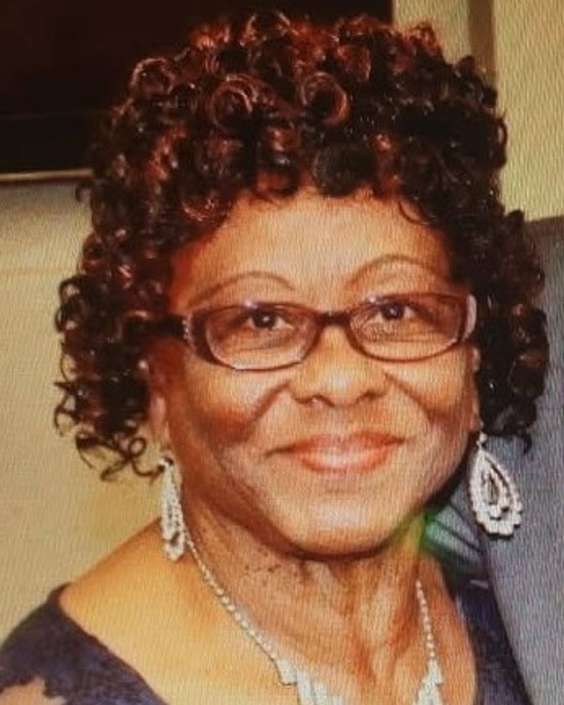 Mrs. Joyce Marie (Fullwood) Reaves