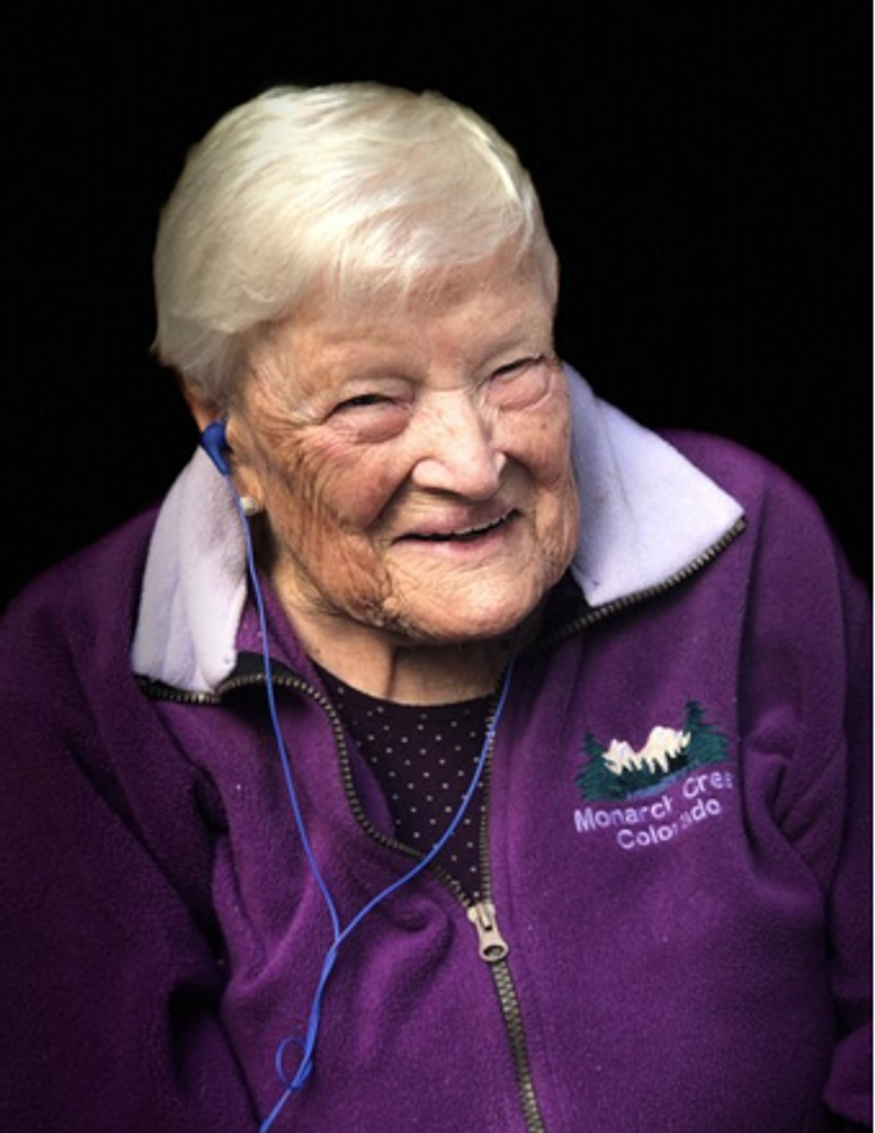 Esther N. (Nee Janssen) Schuerr