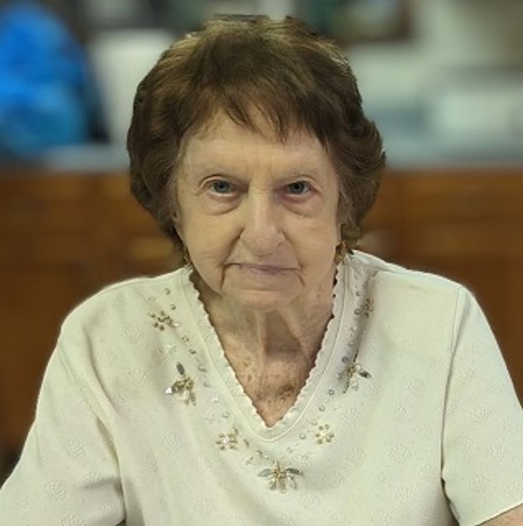 Dora Bennett