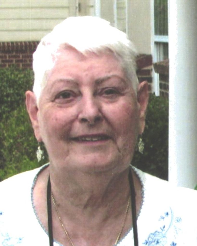 Carole Gravlin Eckard Profile Photo