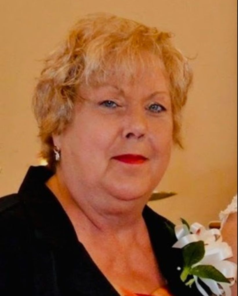 Anne Raeuchle VanHorn Profile Photo