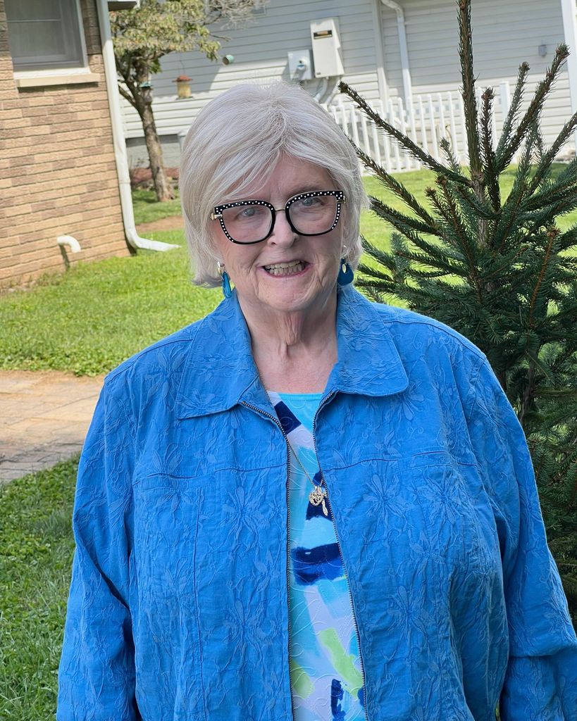 Carla Clinton