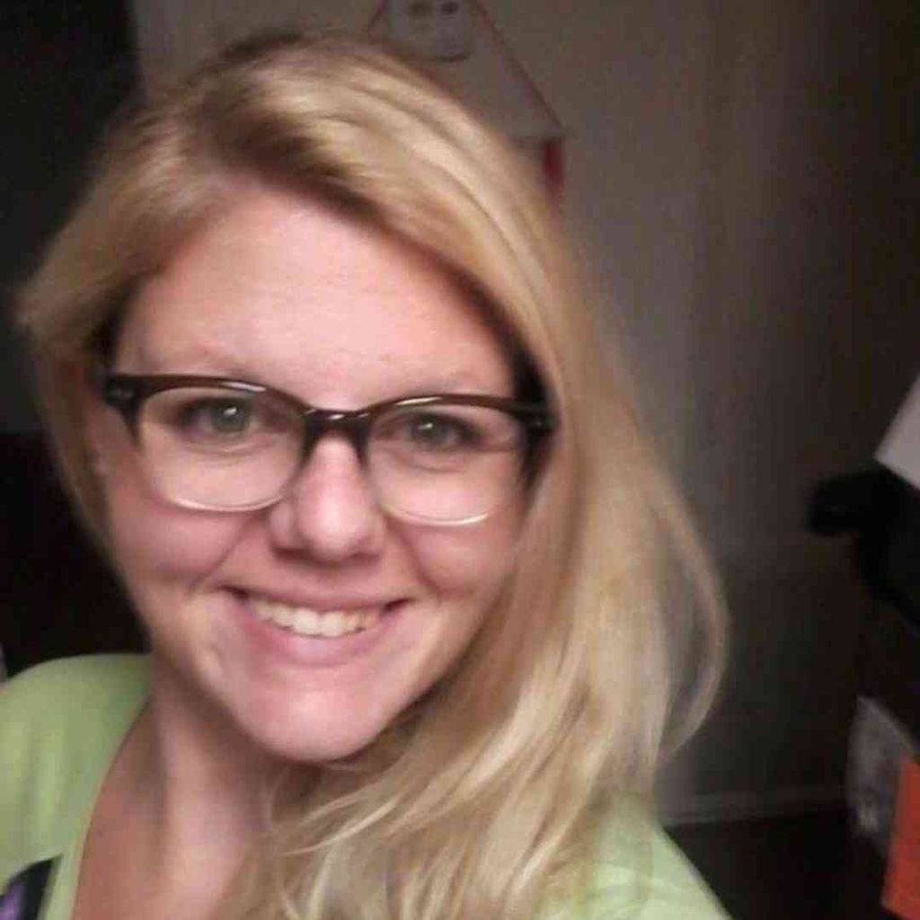 Julie Young Profile Photo