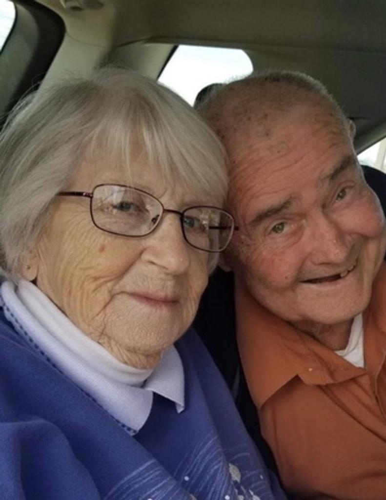 Shirley (Schmidt) Bills