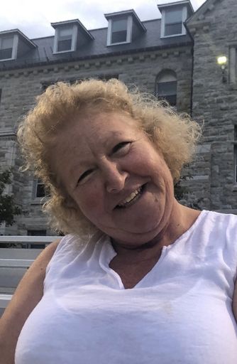 Patricia Vattolo photo gallery thumbnail 20 of 39
