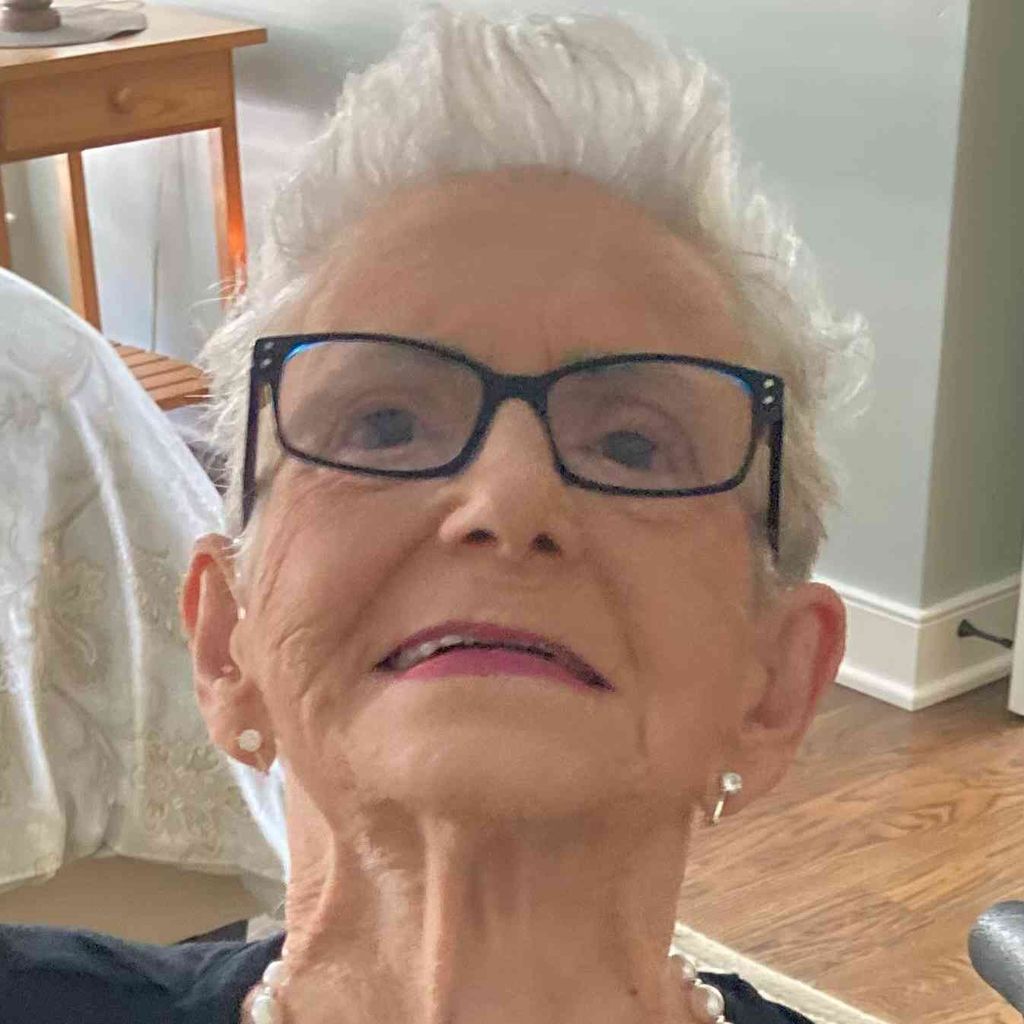 Claire Aurora Walker Profile Photo