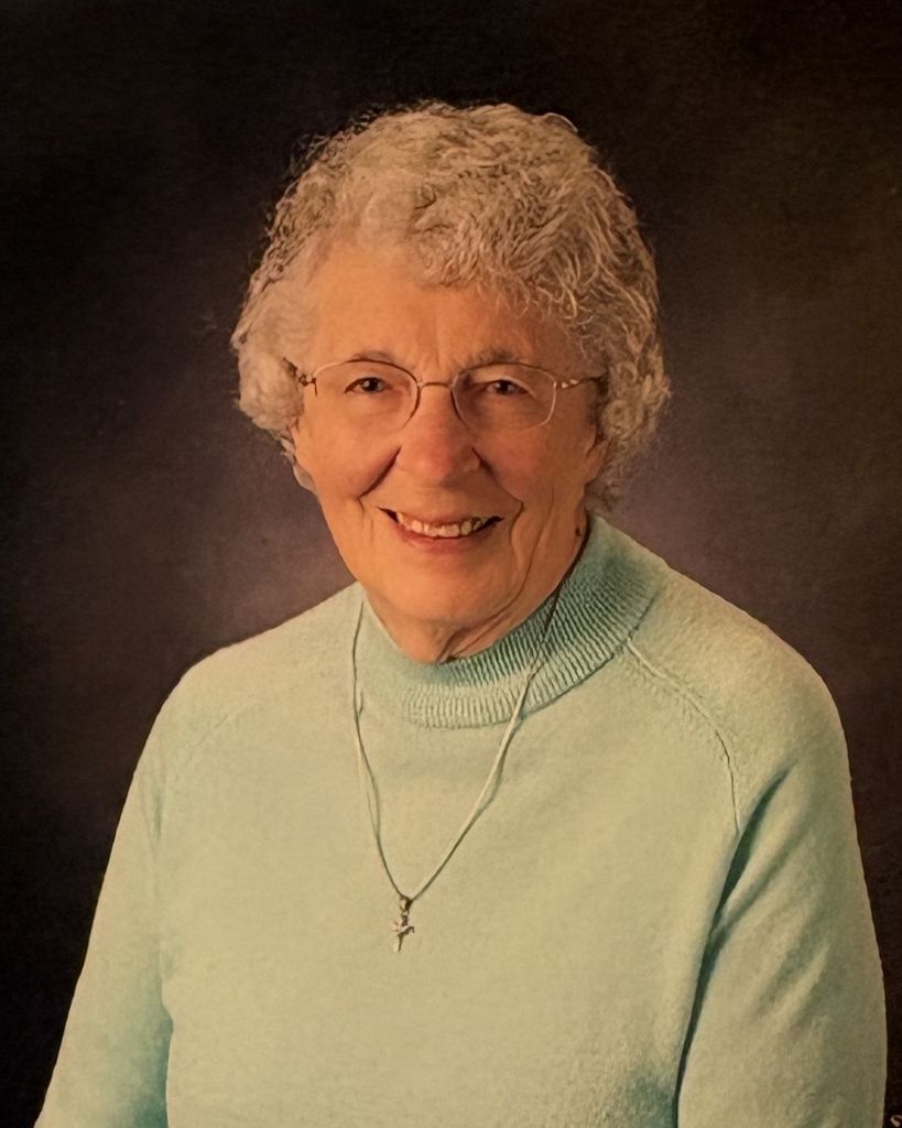 Elizabeth Hansmann Quackenboss Profile Photo