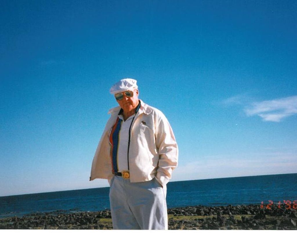 Lloyd Hoffman