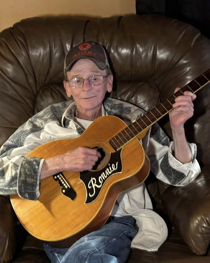 Ronnie Lee Sessions Profile Photo