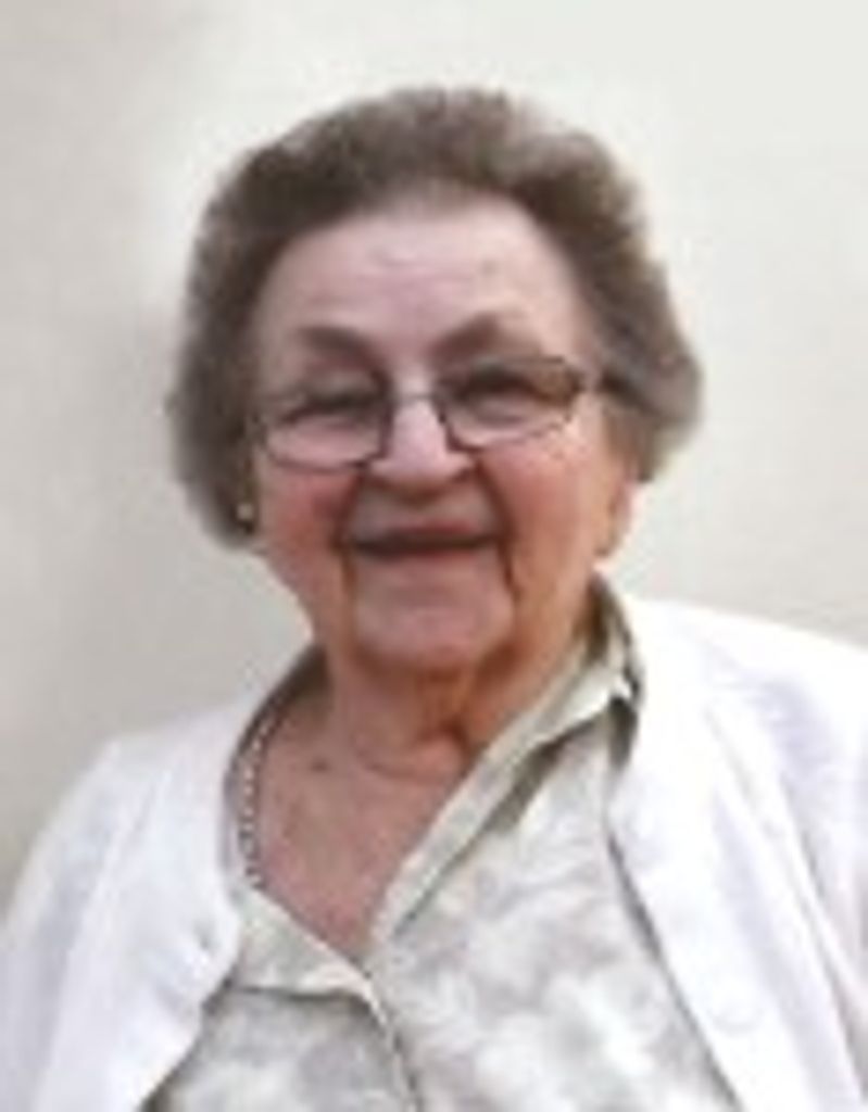 Louise Mendel Profile Photo