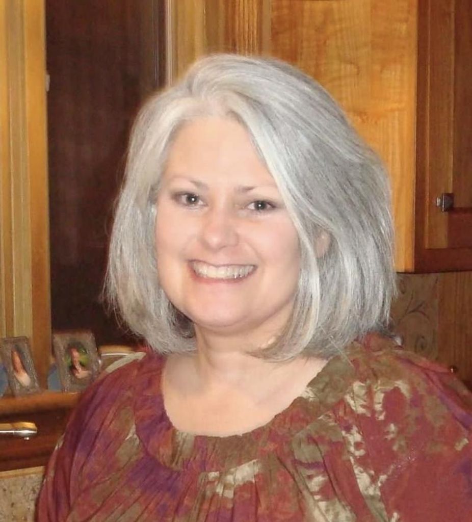 Amy Meadows Gwidt Profile Photo