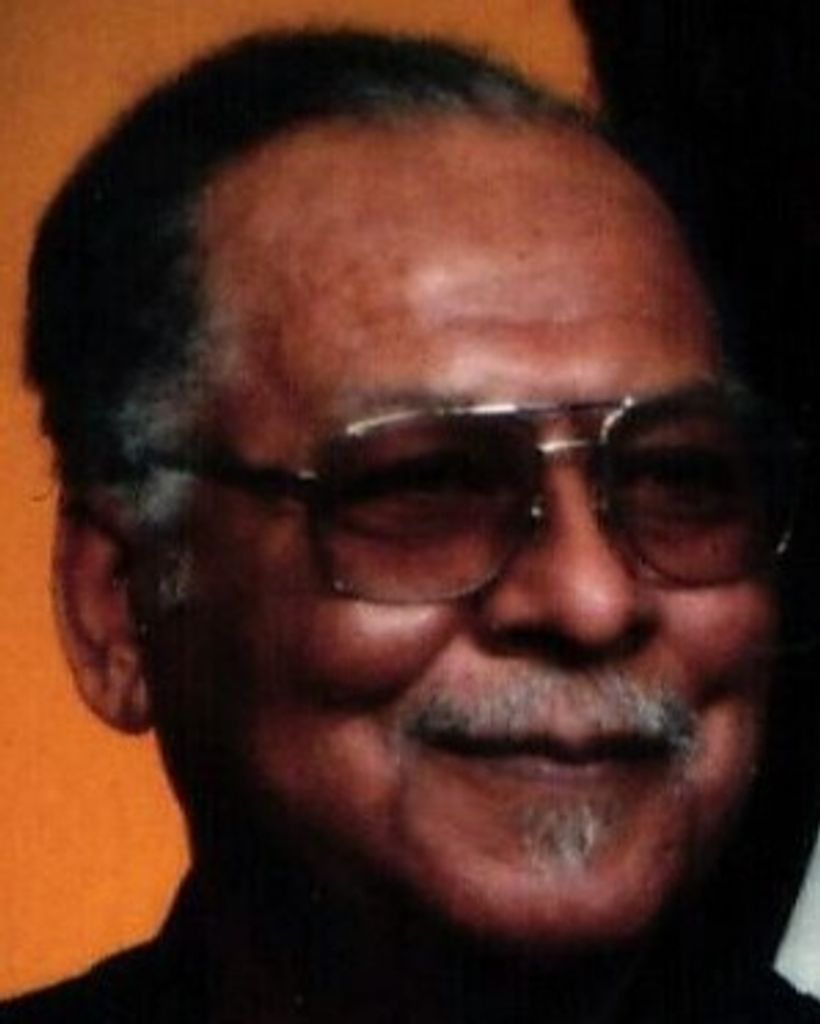 Frankie Lee Lovelace Profile Photo