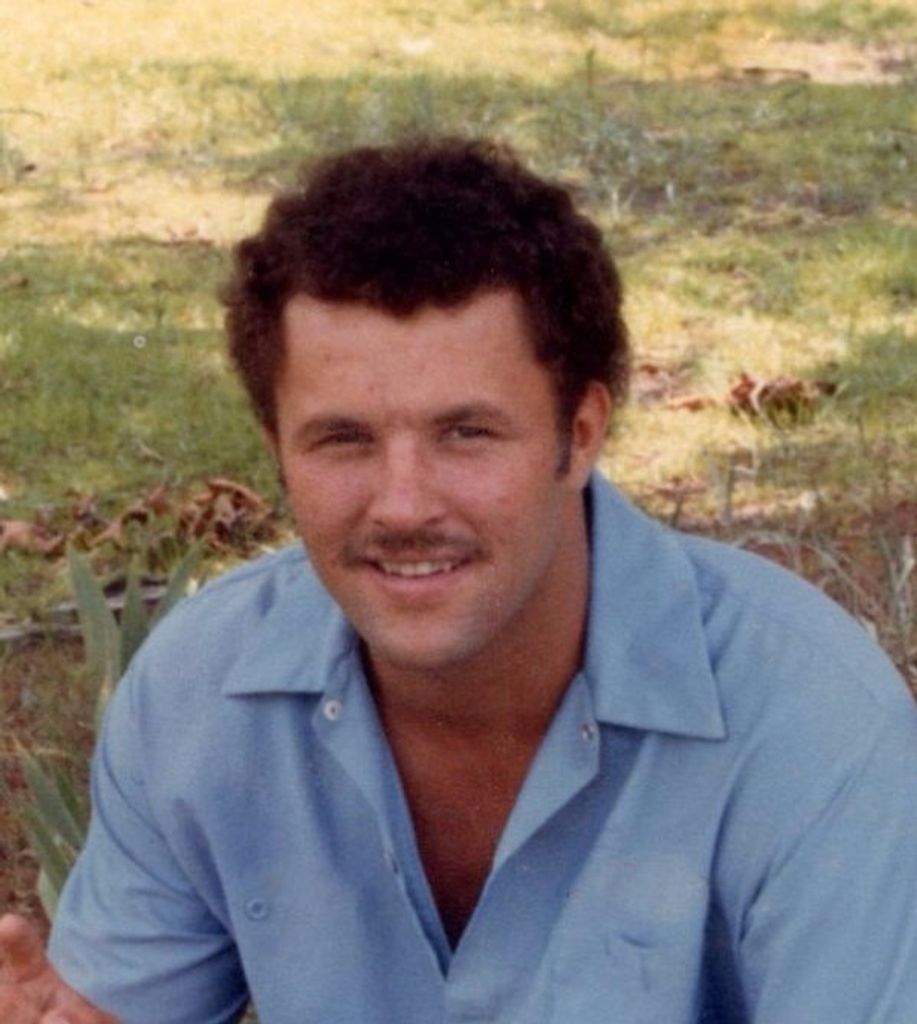 Dwight  Frank Harrelson,  Jr.