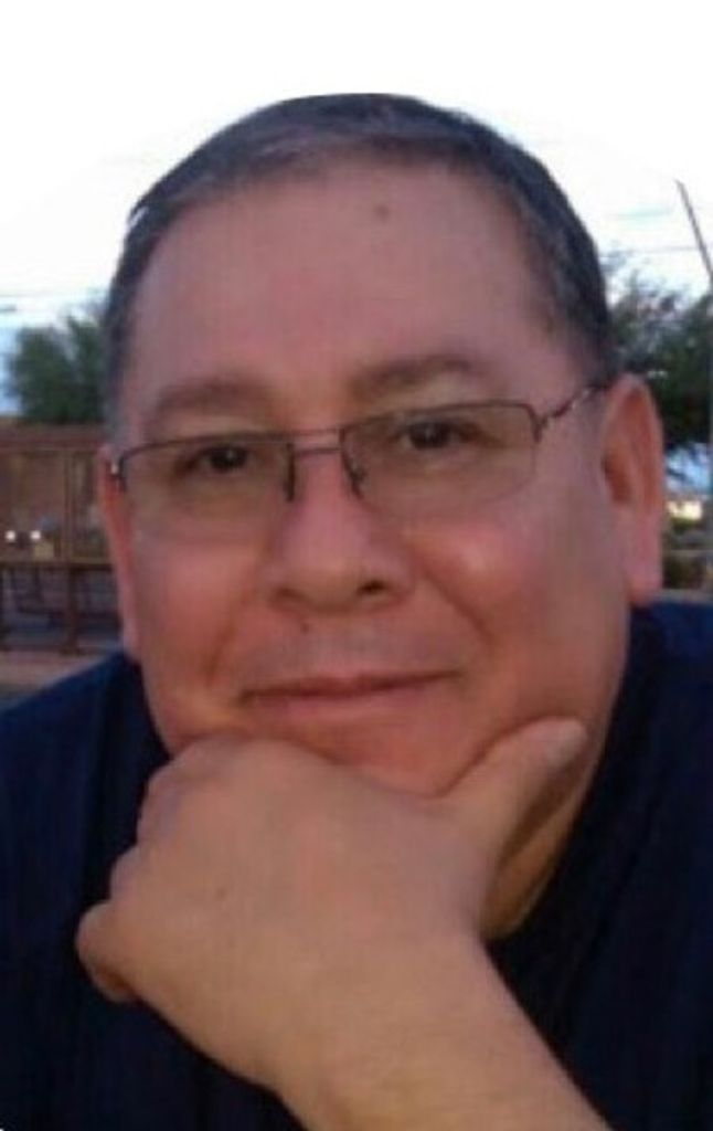 Joe J. Navarro Profile Photo